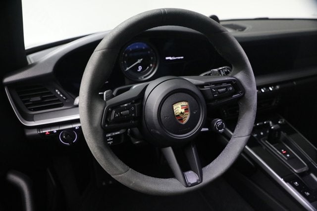 2022 Porsche 911 Carrera