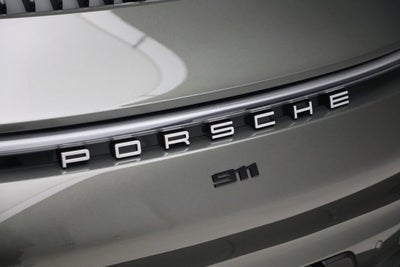 2022 Porsche 911 Carrera
