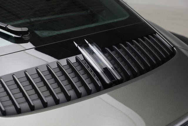 2022 Porsche 911 Carrera