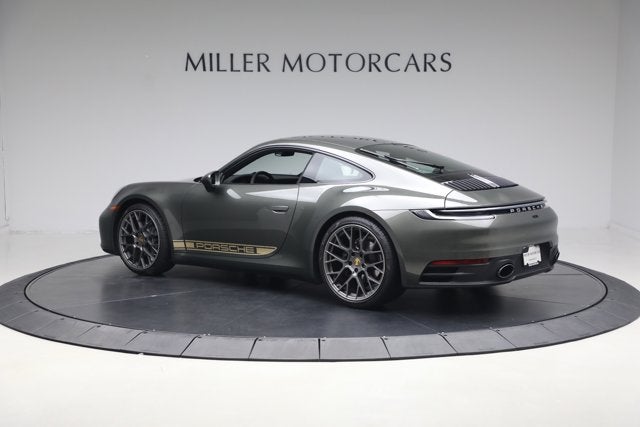 2022 Porsche 911 Carrera