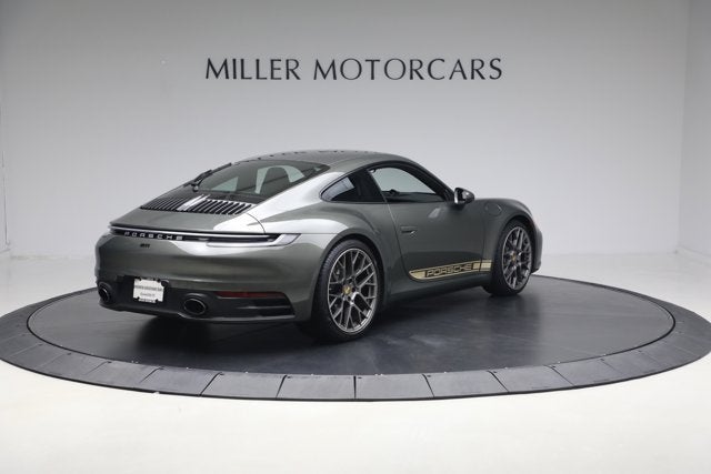 2022 Porsche 911 Carrera