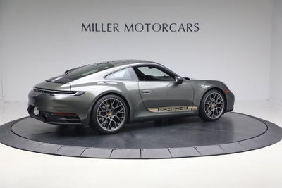 2022 Porsche 911 Carrera