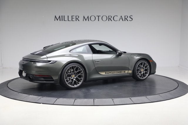 2022 Porsche 911 Carrera