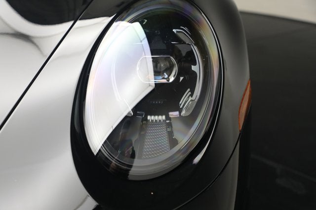 2025 Porsche 911 Carrera