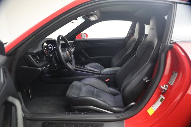 2022 Porsche 911 Carrera 4 GTS