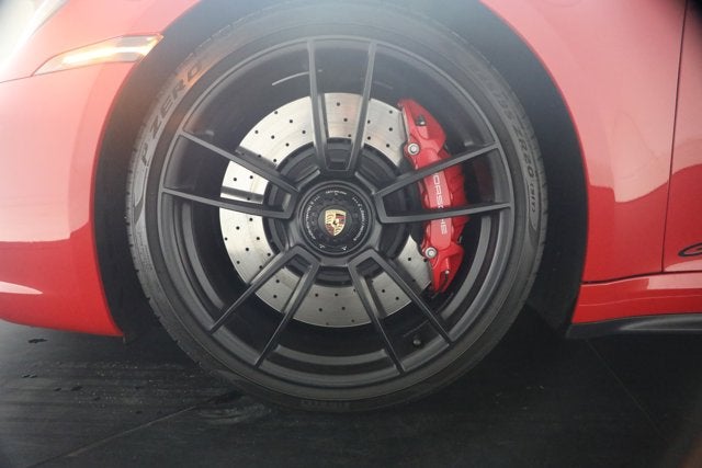 2022 Porsche 911 Carrera 4 GTS