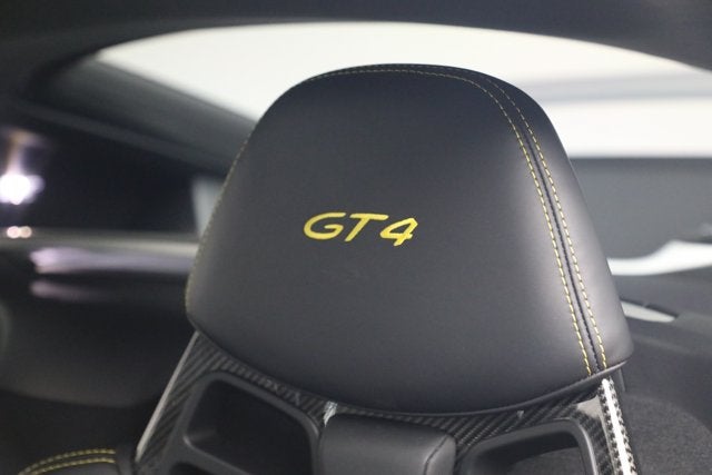 2016 Porsche Cayman GT4