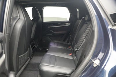 2024 Porsche Cayenne S