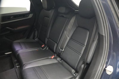 2024 Porsche Cayenne S
