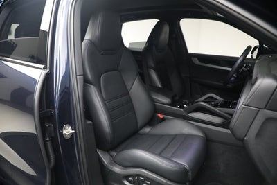 2024 Porsche Cayenne S