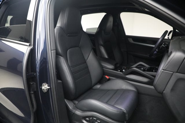 2024 Porsche Cayenne S