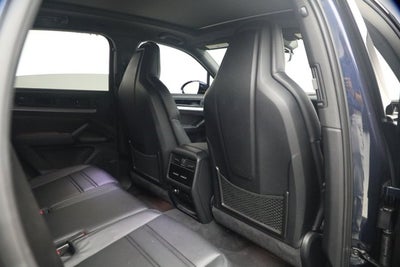 2024 Porsche Cayenne S