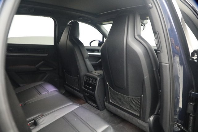 2024 Porsche Cayenne S