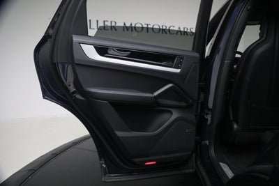 2024 Porsche Cayenne S