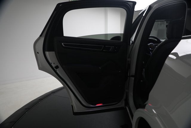 2021 Porsche Cayenne GTS Coupe