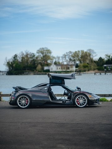 2014 Pagani Huayra Coupe Base