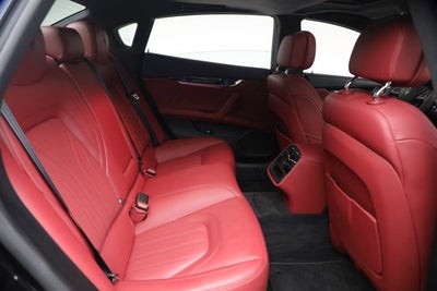 2022 Maserati Quattroporte Modena Q4