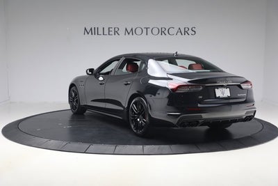2022 Maserati Quattroporte Modena Q4