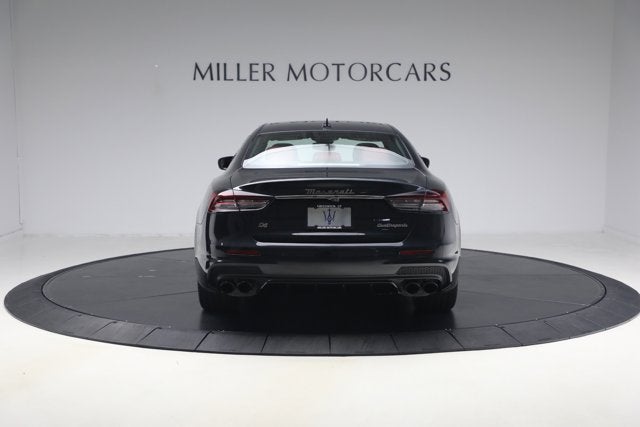 2022 Maserati Quattroporte Modena Q4