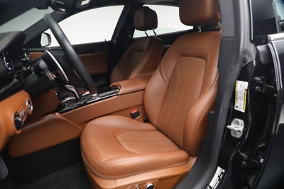 2022 Maserati Quattroporte Modena Q4
