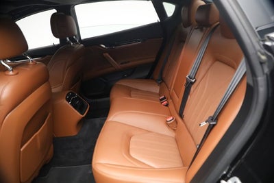 2022 Maserati Quattroporte Modena Q4