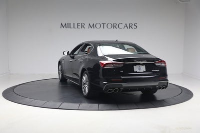 2022 Maserati Quattroporte Modena Q4