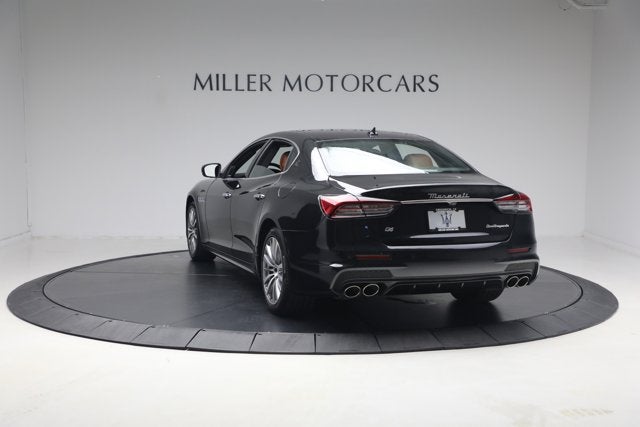 2022 Maserati Quattroporte Modena Q4