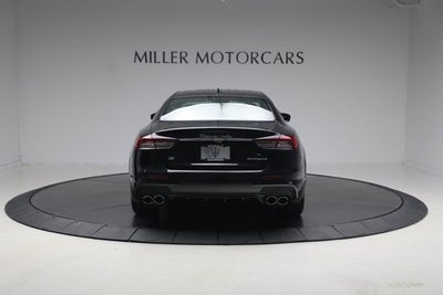 2022 Maserati Quattroporte Modena Q4