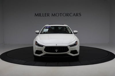 2022 Maserati Ghibli Modena Q4