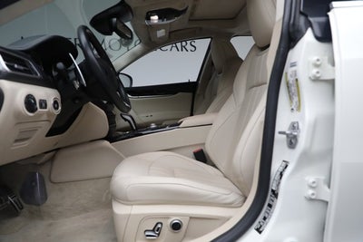 2022 Maserati Ghibli Modena Q4