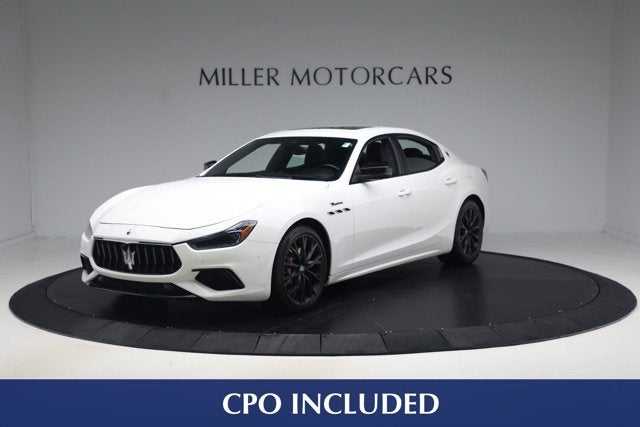 2022 Maserati Ghibli Modena Q4