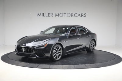 2023 Maserati Ghibli Modena Q4