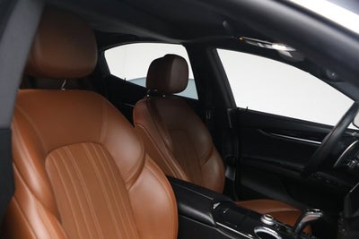 2023 Maserati Ghibli Modena Q4