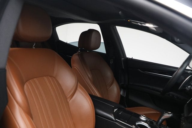 2023 Maserati Ghibli Modena Q4