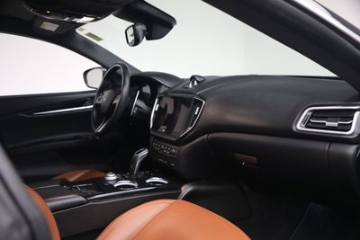 2023 Maserati Ghibli Modena Q4