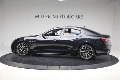 2023 Maserati Ghibli Modena Q4