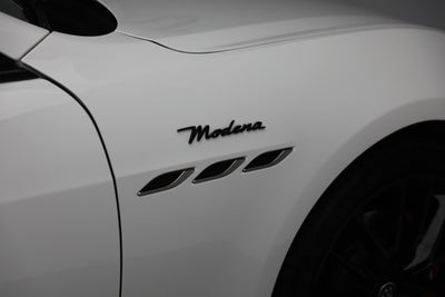 2022 Maserati Ghibli Modena Q4