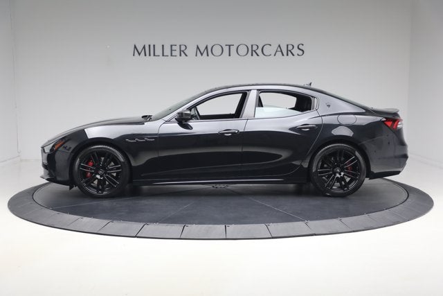 2023 Maserati Ghibli Modena Q4