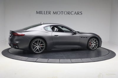 2024 Maserati GranTurismo Trofeo