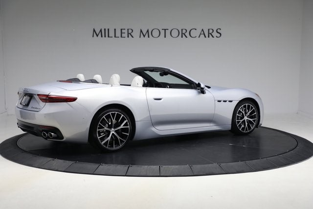 2026 Maserati GranCabrio Modena