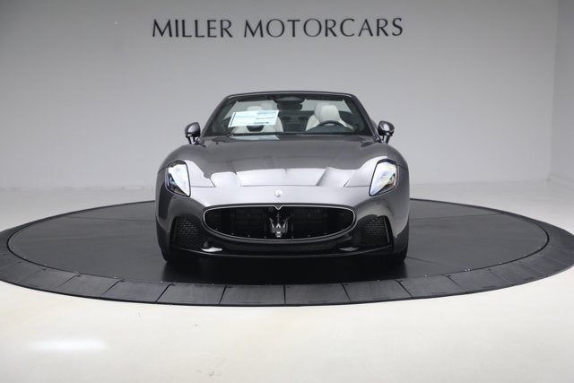 2026 Maserati GranCabrio Modena