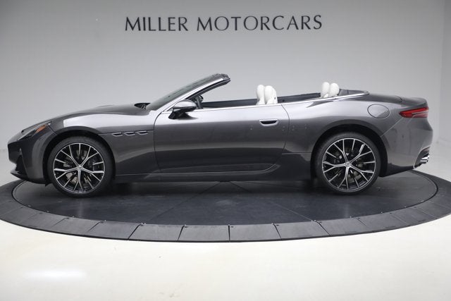 2026 Maserati GranCabrio Modena