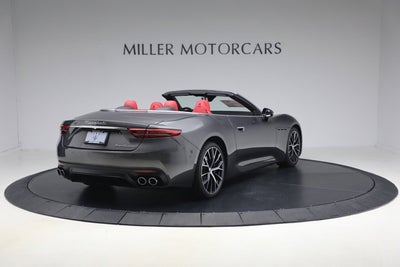 2026 Maserati GranCabrio Modena