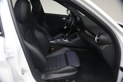 2023 Alfa Romeo Giulia Estrema