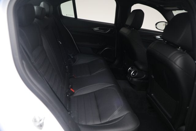 2023 Alfa Romeo Giulia Estrema