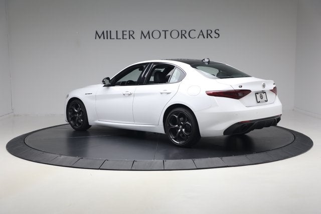 2023 Alfa Romeo Giulia Estrema