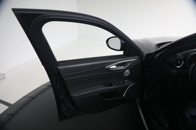 2022 Alfa Romeo Giulia Veloce