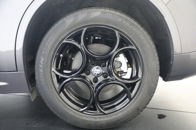 2022 Alfa Romeo Stelvio Ti