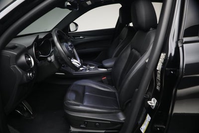 2022 Alfa Romeo Stelvio TI