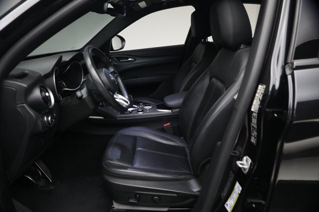2022 Alfa Romeo Stelvio TI